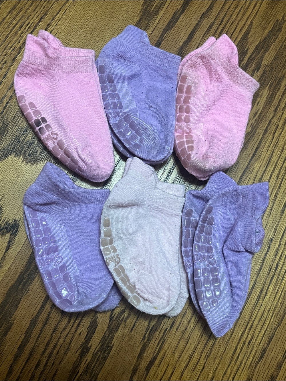 Girls No-Show Grip Socks in Pink & Lavender